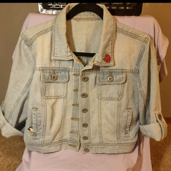 Denim jacket - Picture 10 of 10